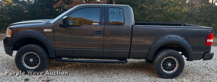 image for item MR9988 2005 Ford F150  SuperCab pickup truck