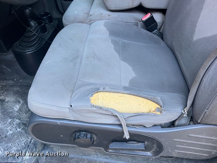 image for item MR9988 2005 Ford F150  SuperCab pickup truck