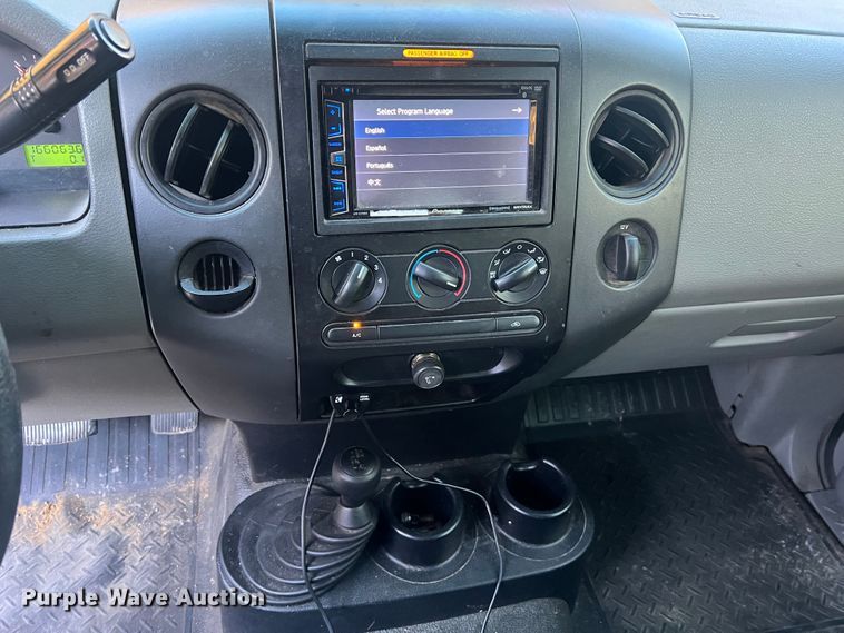 image for item MR9988 2005 Ford F150  SuperCab pickup truck