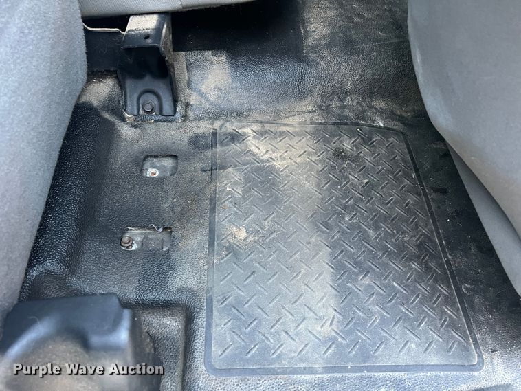 image for item MR9988 2005 Ford F150  SuperCab pickup truck