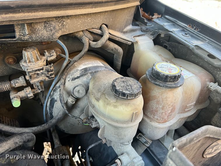 image for item MR9988 2005 Ford F150  SuperCab pickup truck