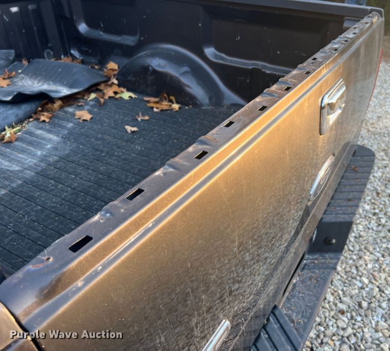 image for item MR9988 2005 Ford F150  SuperCab pickup truck