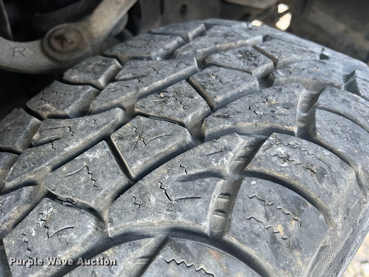 image for item MR9988 2005 Ford F150  SuperCab pickup truck