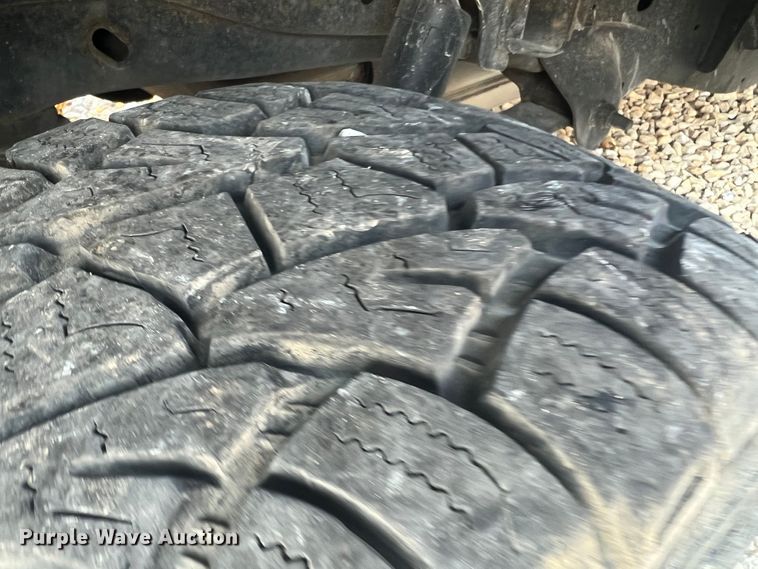 image for item MR9988 2005 Ford F150  SuperCab pickup truck