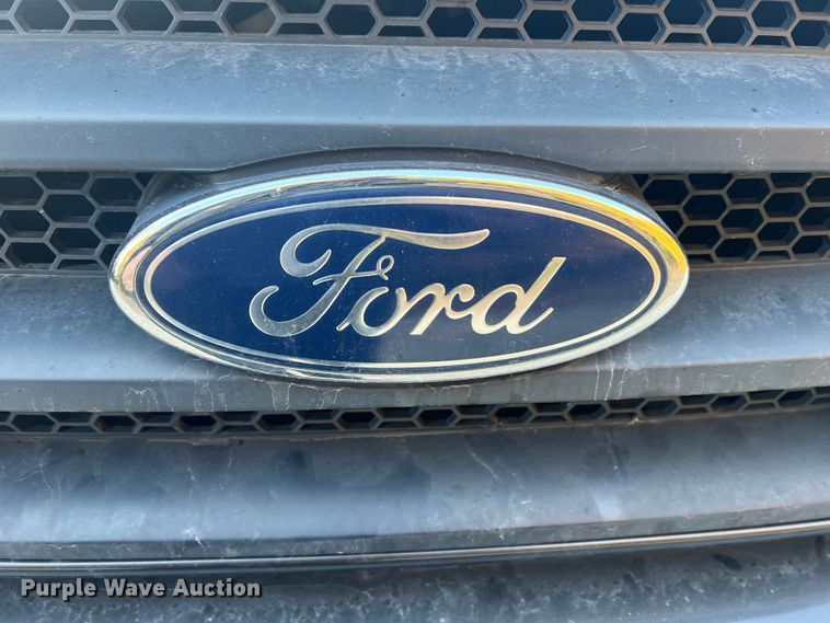 image for item MR9988 2005 Ford F150  SuperCab pickup truck