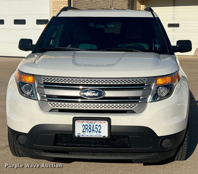 image for item MR9989 2011 Ford Explorer  SUV