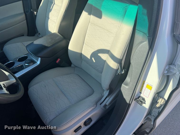 image for item MR9989 2011 Ford Explorer  SUV