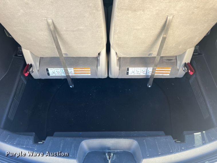 image for item MR9989 2011 Ford Explorer  SUV