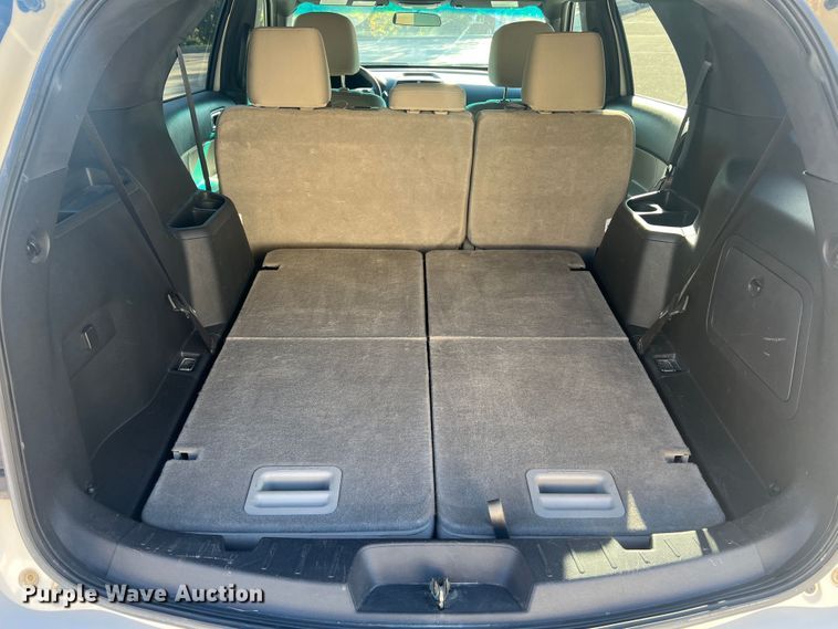 image for item MR9989 2011 Ford Explorer  SUV