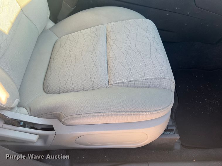 image for item MR9989 2011 Ford Explorer  SUV