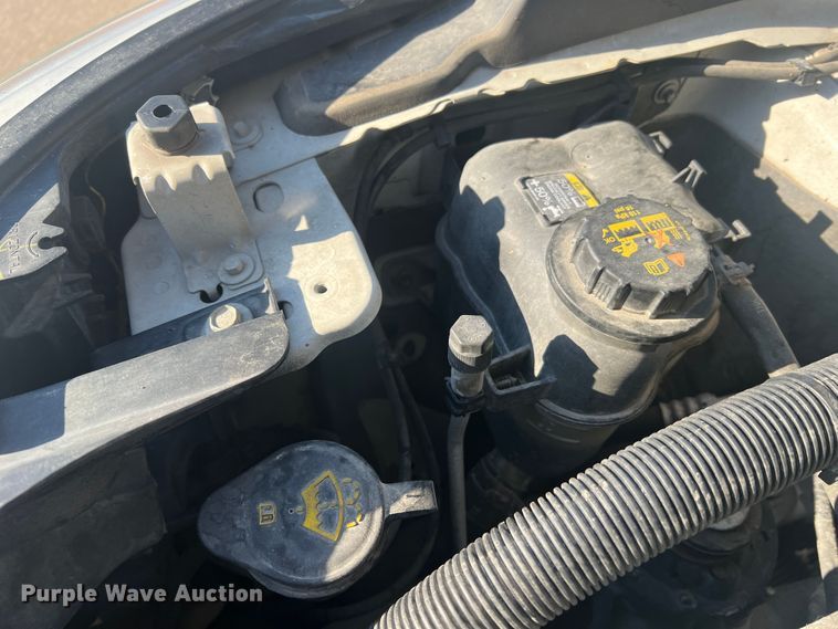 image for item MR9989 2011 Ford Explorer  SUV