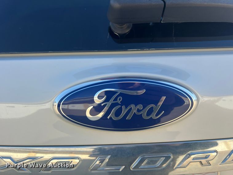 image for item MR9989 2011 Ford Explorer  SUV