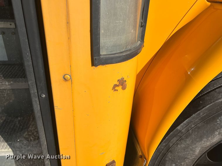 image for item MR9990 2005 Blue Bird Vision  school bus