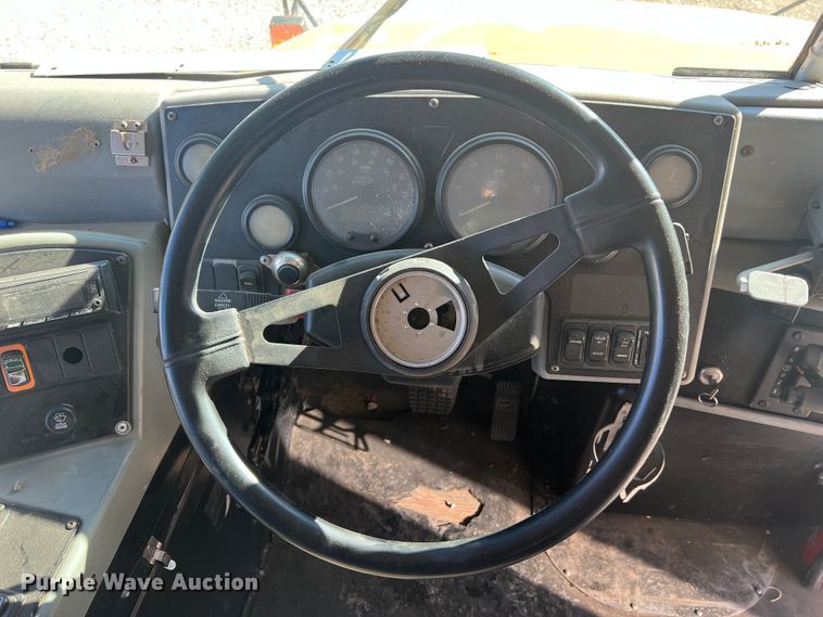 image for item MR9990 2005 Blue Bird Vision  school bus