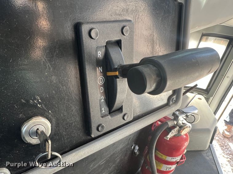 image for item MR9990 2005 Blue Bird Vision  school bus