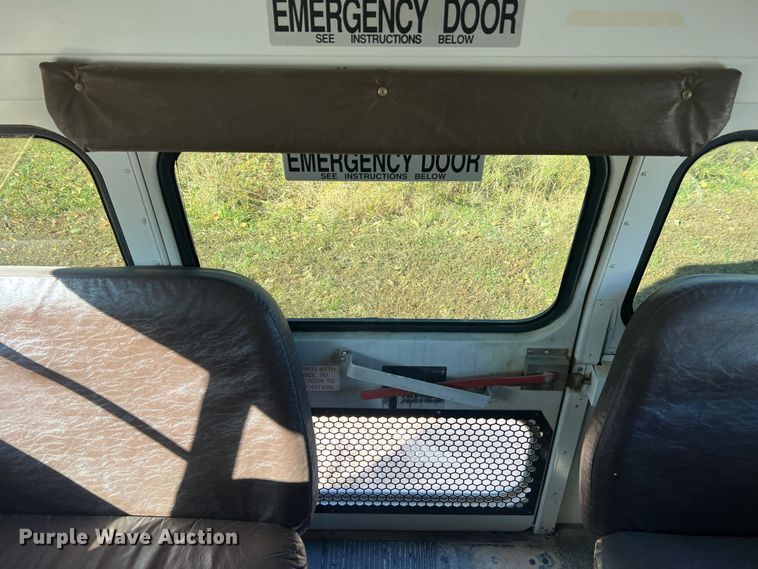 image for item MR9990 2005 Blue Bird Vision  school bus