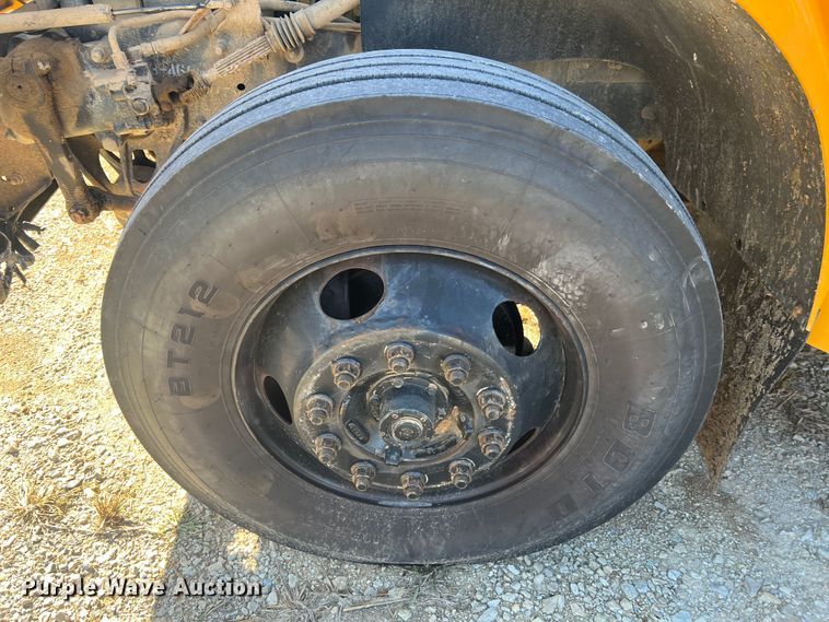 image for item MR9990 2005 Blue Bird Vision  school bus