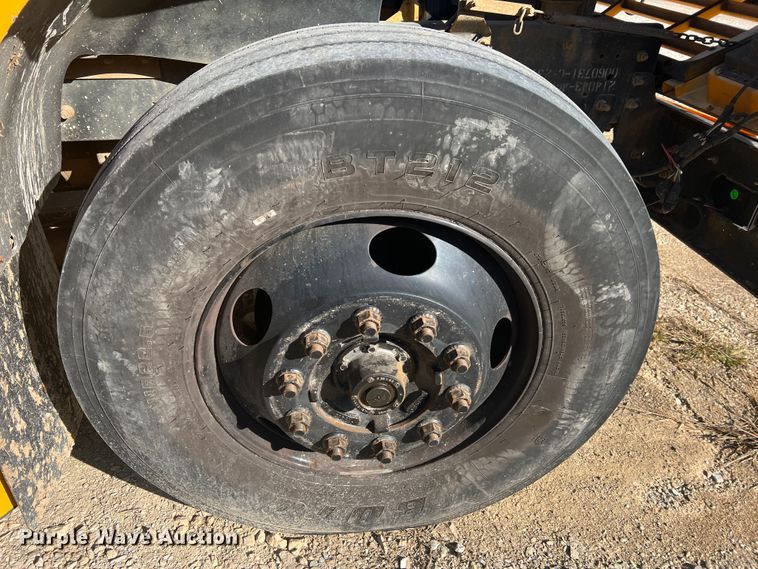 image for item MR9990 2005 Blue Bird Vision  school bus