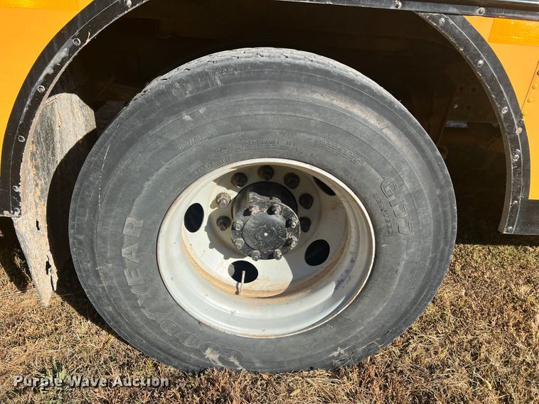 image for item MR9990 2005 Blue Bird Vision  school bus