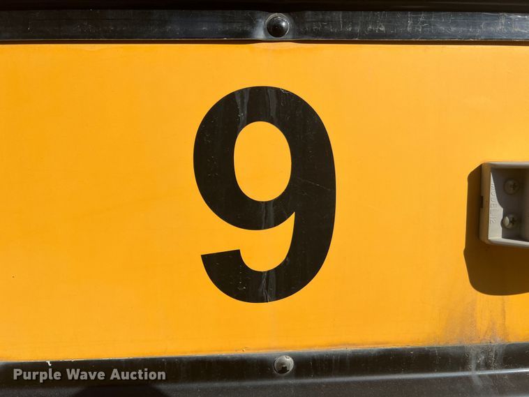 image for item MR9990 2005 Blue Bird Vision  school bus