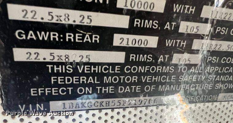 image for item MR9990 2005 Blue Bird Vision  school bus