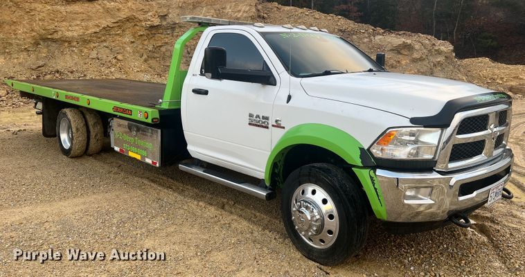 image for item MR9992 2017 Dodge Ram 5500HD SLT  rollback truck