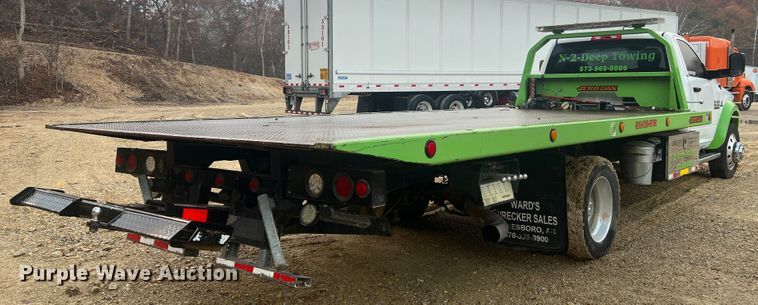 image for item MR9992 2017 Dodge Ram 5500HD SLT  rollback truck