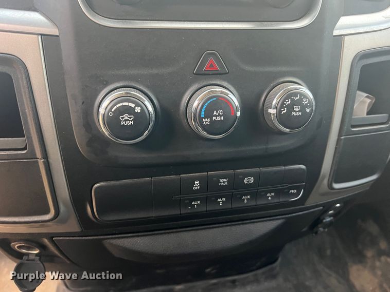 image for item MR9992 2017 Dodge Ram 5500HD SLT  rollback truck