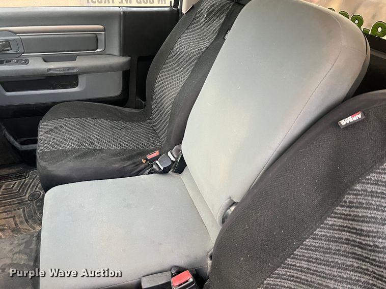 image for item MR9992 2017 Dodge Ram 5500HD SLT  rollback truck