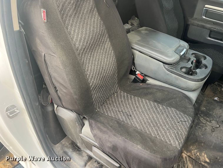 image for item MR9992 2017 Dodge Ram 5500HD SLT  rollback truck