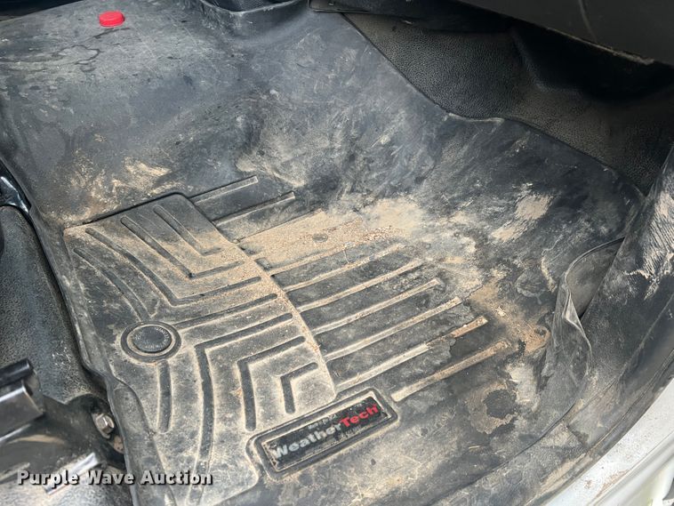 image for item MR9992 2017 Dodge Ram 5500HD SLT  rollback truck