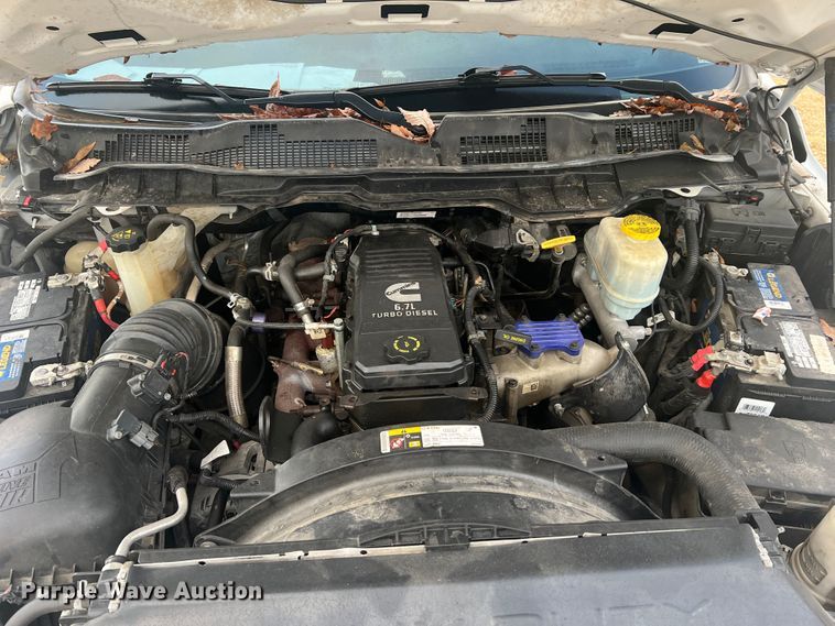 image for item MR9992 2017 Dodge Ram 5500HD SLT  rollback truck