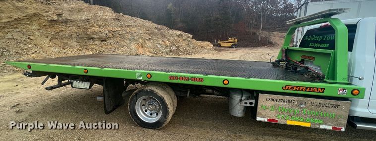 image for item MR9992 2017 Dodge Ram 5500HD SLT  rollback truck