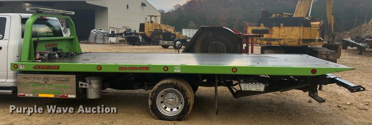 image for item MR9992 2017 Dodge Ram 5500HD SLT  rollback truck