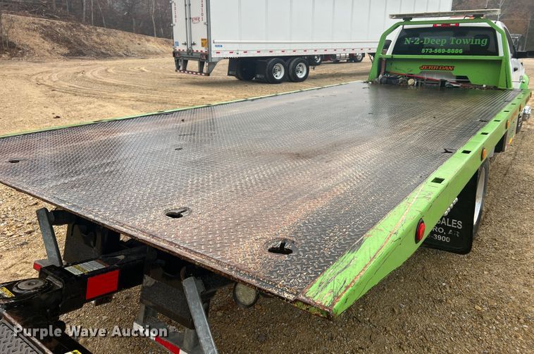 image for item MR9992 2017 Dodge Ram 5500HD SLT  rollback truck