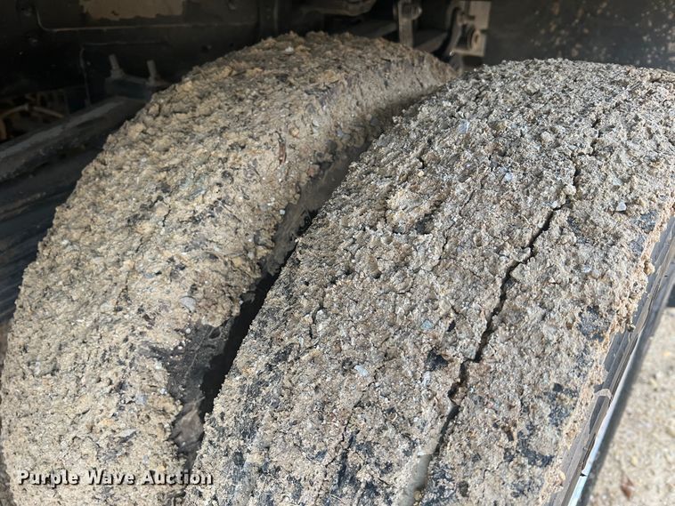 image for item MR9992 2017 Dodge Ram 5500HD SLT  rollback truck