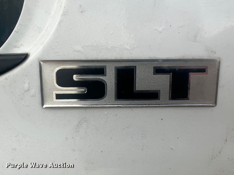 image for item MR9992 2017 Dodge Ram 5500HD SLT  rollback truck