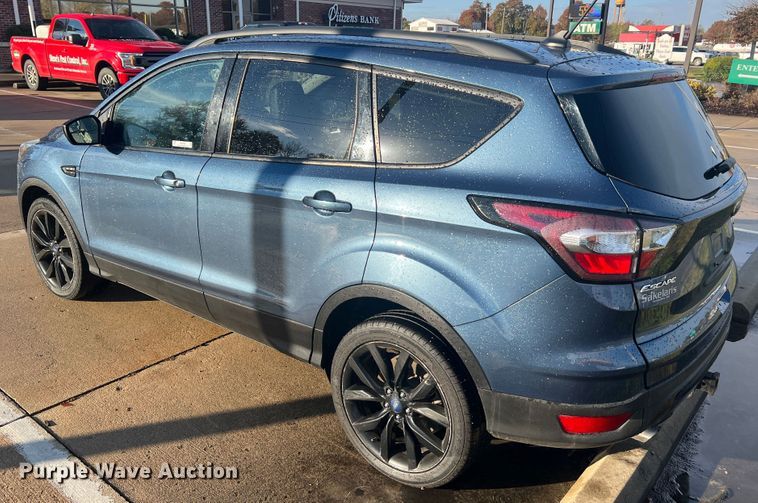 image for item MR9996 2018 Ford Escape SE  SUV