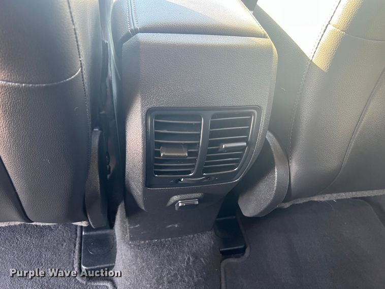 image for item MR9996 2018 Ford Escape SE  SUV