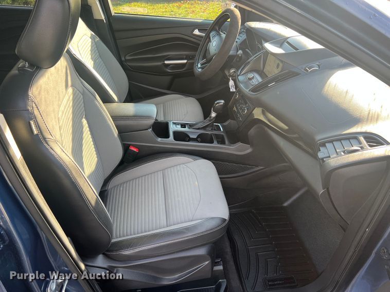 image for item MR9996 2018 Ford Escape SE  SUV