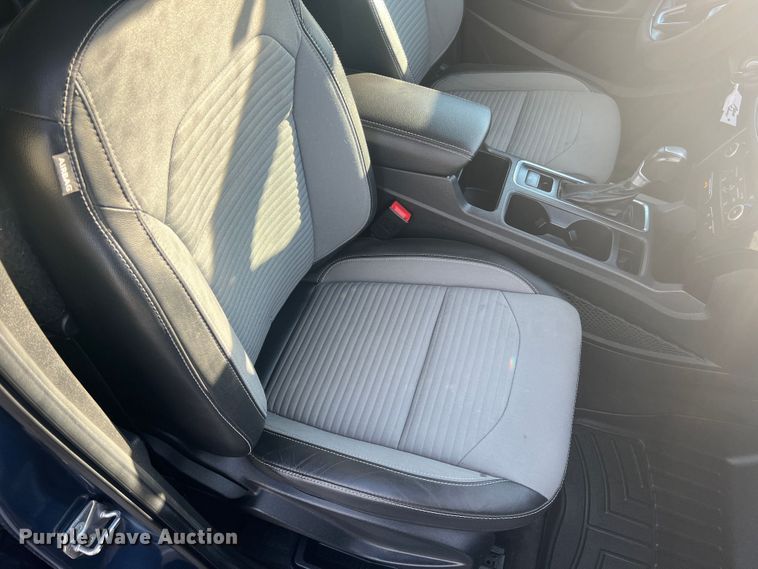 image for item MR9996 2018 Ford Escape SE  SUV