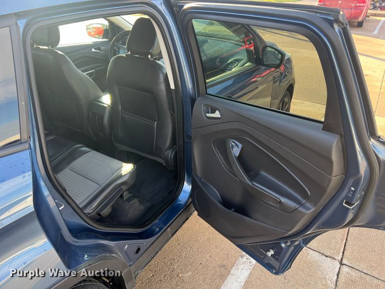 image for item MR9996 2018 Ford Escape SE  SUV