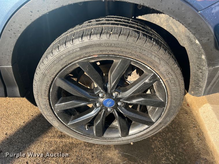 image for item MR9996 2018 Ford Escape SE  SUV