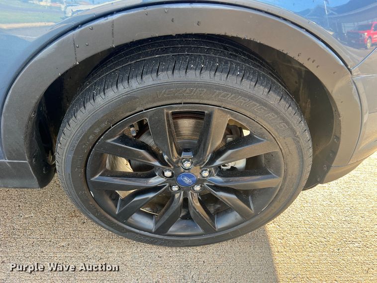 image for item MR9996 2018 Ford Escape SE  SUV