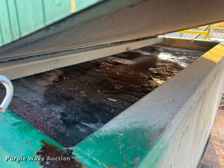 image for item MS9002 2005 Cram-A-Lot SCR-T2-38  roll-off trash compactor