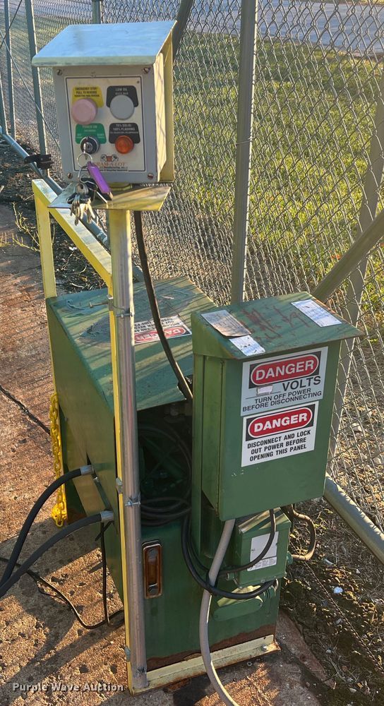 image for item MS9002 2005 Cram-A-Lot SCR-T2-38  roll-off trash compactor