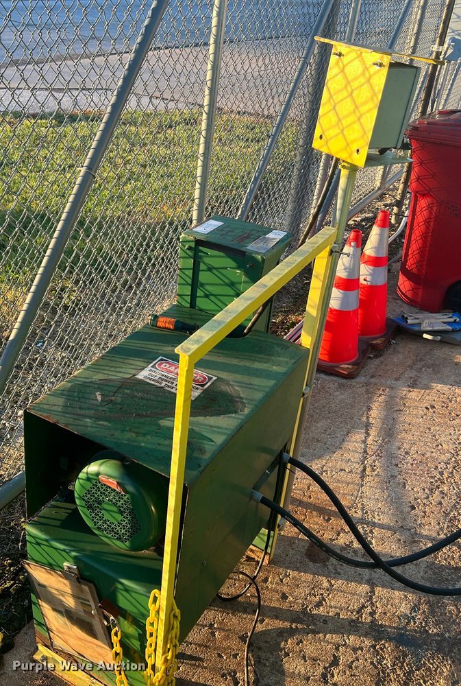 image for item MS9002 2005 Cram-A-Lot SCR-T2-38  roll-off trash compactor