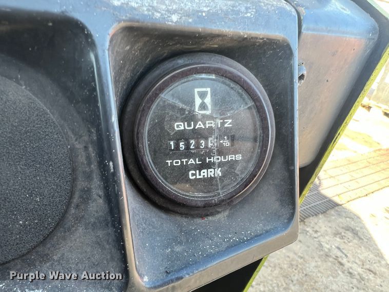 image for item MS9010 Clark GCX25  forklift