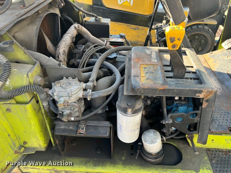 image for item MS9010 Clark GCX25  forklift