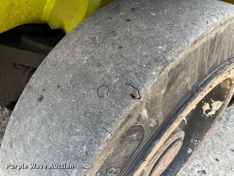 image for item MS9010 Clark GCX25  forklift